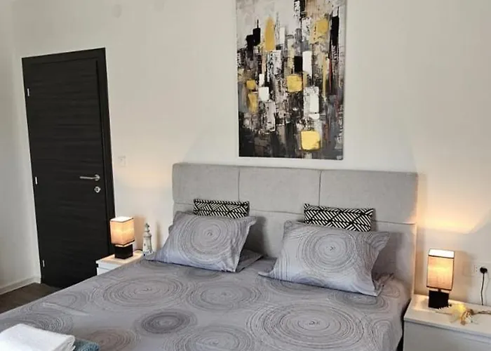 Bondi Daire Vir